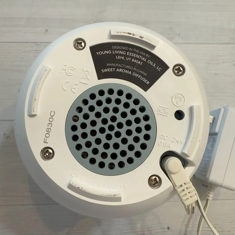 Young Living sweet aroma‎ ultrasonic diffuser